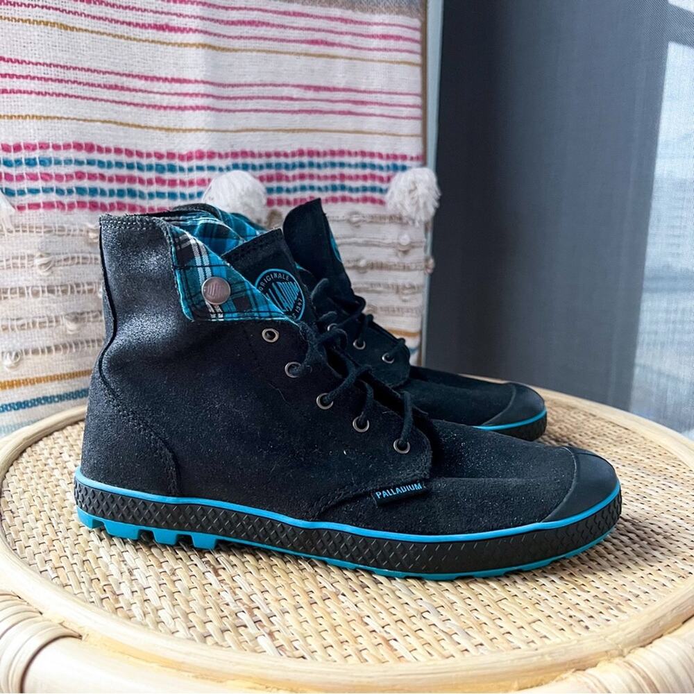 Palladium Black Blue High Top Lace-Up Sneaker Boots Women’s Size 7 - Picture 2 of 7
